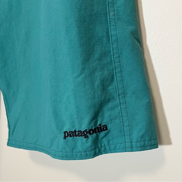SOLD Patagonia Men’s Packable Board Shorts - Picture 5 of 14